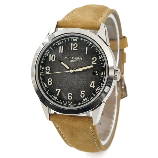 Patek Philippe Calatrava 5226G-001 Image 3